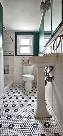 28 Tulip Street, Bristol, CT 06010