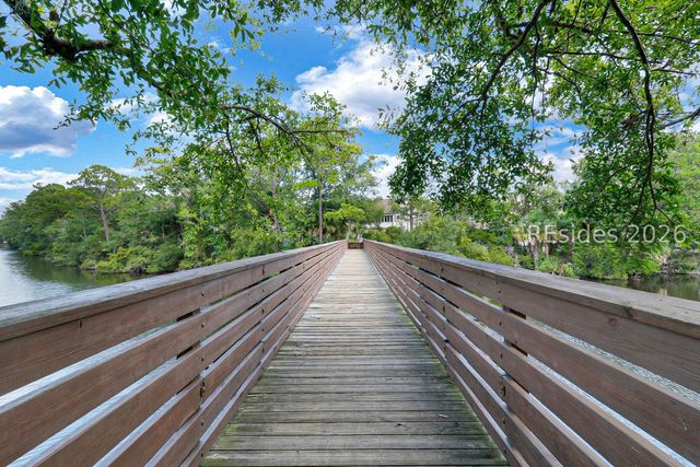 65 Ocean Ln Apt 405, Hilton Head Island, SC 29928