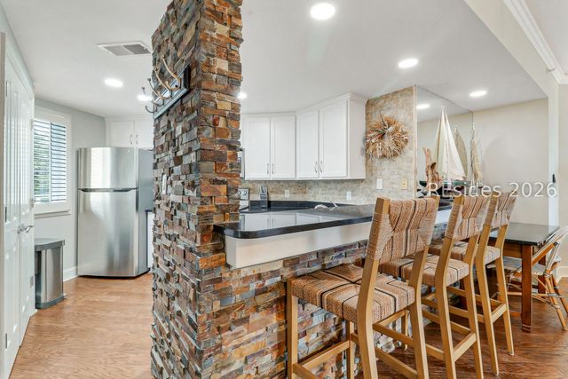 65 Ocean Ln Apt 405, Hilton Head Island, SC 29928