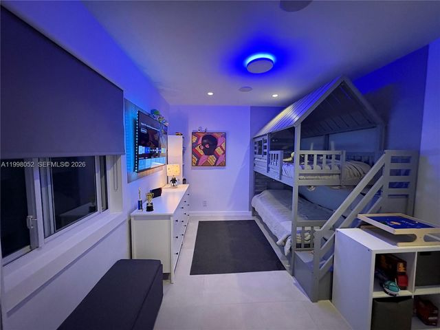 1205 NE 17th Terrace, Fort Lauderdale, FL 33304