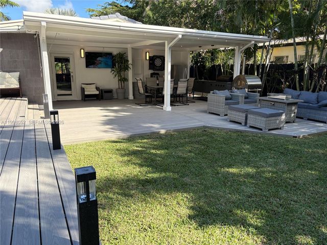 1205 NE 17th Terrace, Fort Lauderdale, FL 33304