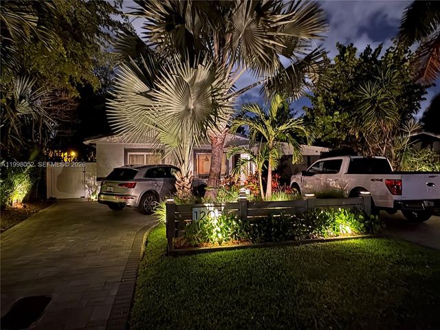 1205 NE 17th Terrace, Fort Lauderdale, FL 33304