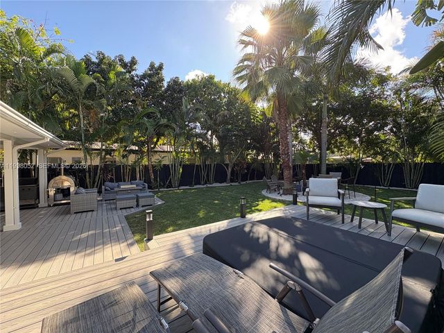 1205 NE 17th Terrace, Fort Lauderdale, FL 33304