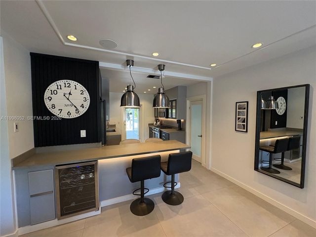 1205 NE 17th Terrace, Fort Lauderdale, FL 33304