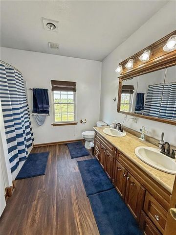 24752 200TH Street, Maryville, MO 64468