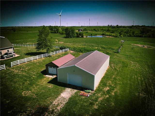 24752 200TH Street, Maryville, MO 64468