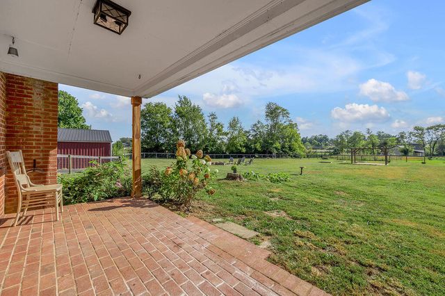 215 Danville Loop 1 Rd Road, Nicholasville, KY 40356