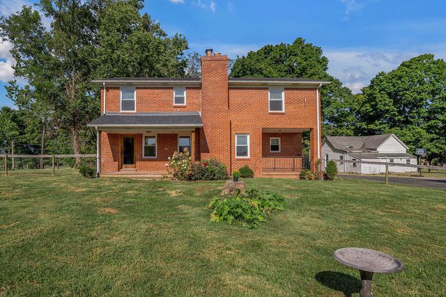215 Danville Loop 1 Rd Road, Nicholasville, KY 40356