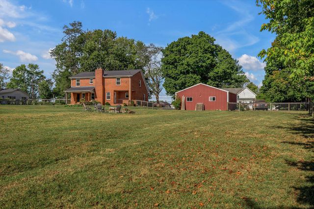 215 Danville Loop 1 Rd Road, Nicholasville, KY 40356