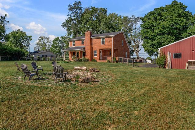 215 Danville Loop 1 Rd Road, Nicholasville, KY 40356