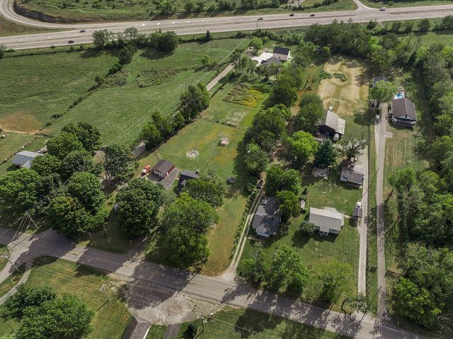 215 Danville Loop 1 Rd Road, Nicholasville, KY 40356