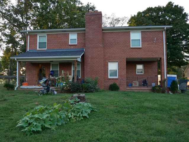 215 Danville Loop 1 Rd Road, Nicholasville, KY 40356