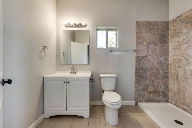 626 W Crawford Street 101, Denison, TX 75020