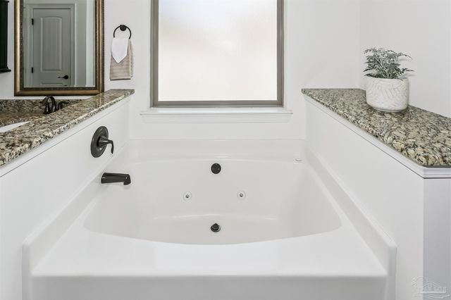 8414 Foxtail Loop, Pensacola, FL 32526