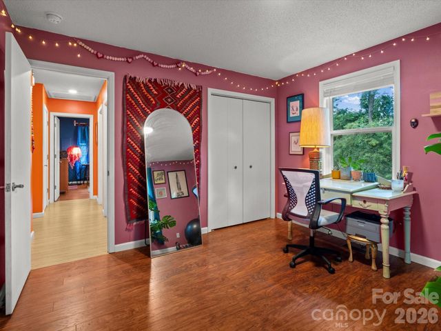22 Wilson Creek Drive, Asheville, NC 28803