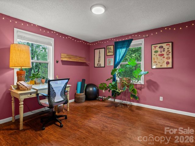 22 Wilson Creek Drive, Asheville, NC 28803