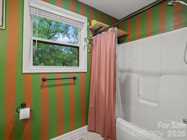 22 Wilson Creek Drive, Asheville, NC 28803
