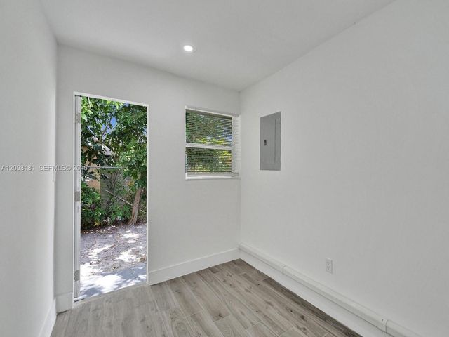 5740 Mayo St 0, Hollywood, FL 33023
