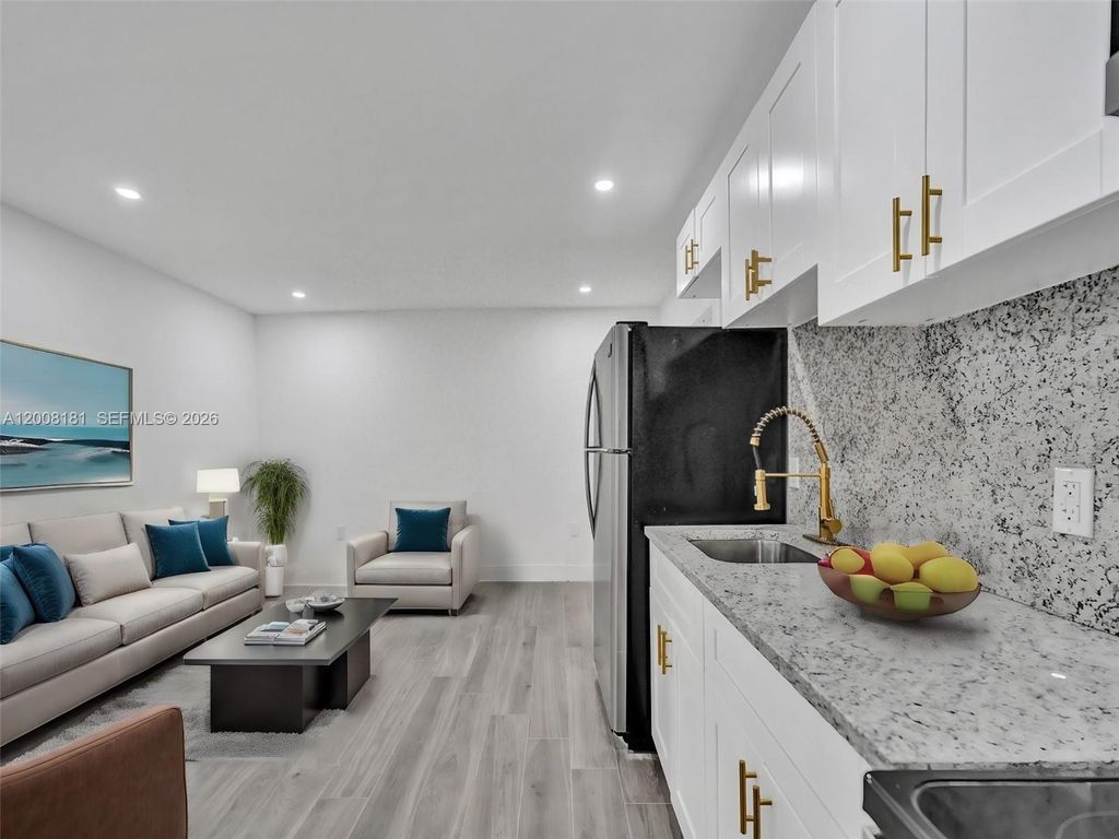 5740 Mayo St 0, Hollywood, FL 33023