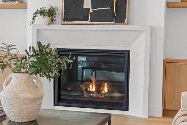 23672 Darkhorse Dr, Auburn, CA 95602