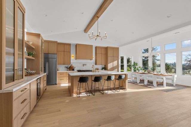 23672 Darkhorse Dr, Auburn, CA 95602