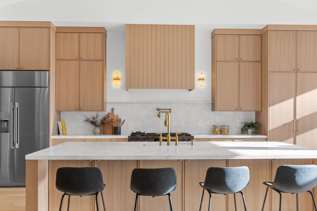 23672 Darkhorse Dr, Auburn, CA 95602