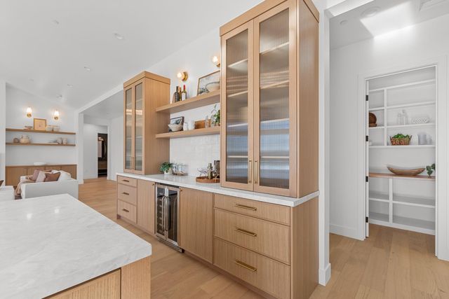 23672 Darkhorse Dr, Auburn, CA 95602