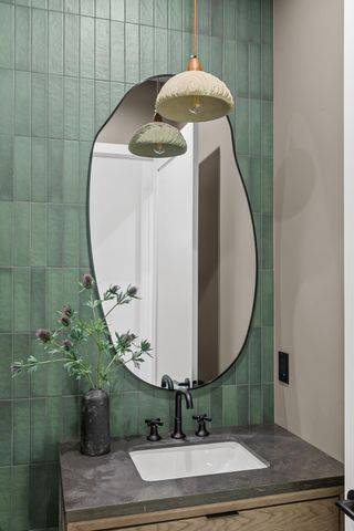 23672 Darkhorse Dr, Auburn, CA 95602