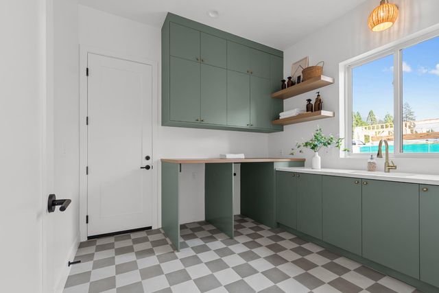 23672 Darkhorse Dr, Auburn, CA 95602