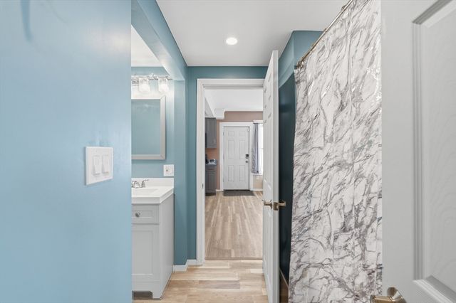 328 Worcester St, Southbridge, MA 01550