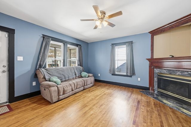 328 Worcester St, Southbridge, MA 01550