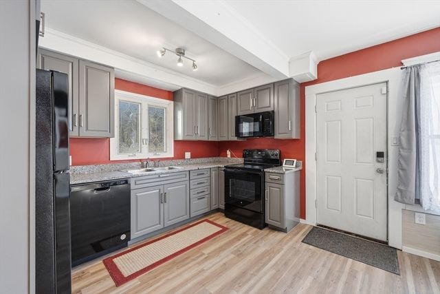 328 Worcester St, Southbridge, MA 01550