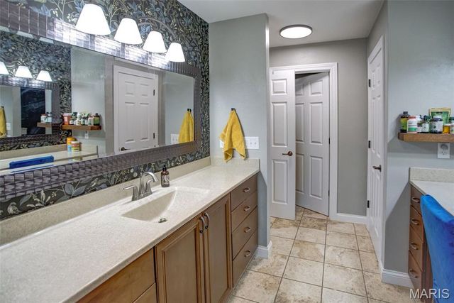 11 David Drive, St Jacob, IL 62281