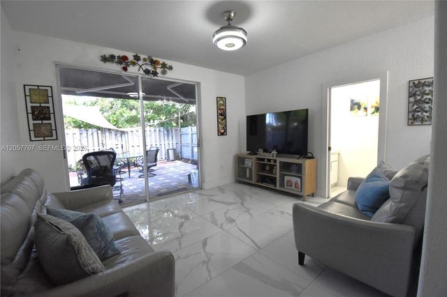 3818 SW 171st Terrace, Miramar, FL 33027