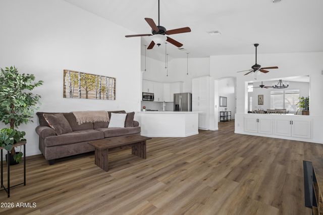 7054 S TAYLOR Drive, Tempe, AZ 85283