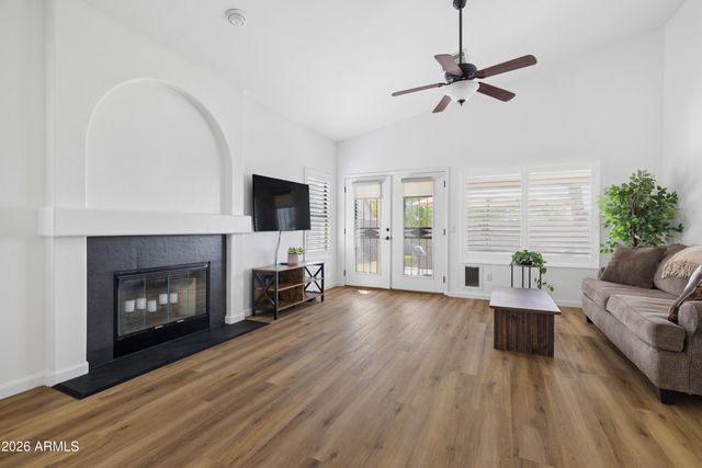 7054 S TAYLOR Drive, Tempe, AZ 85283
