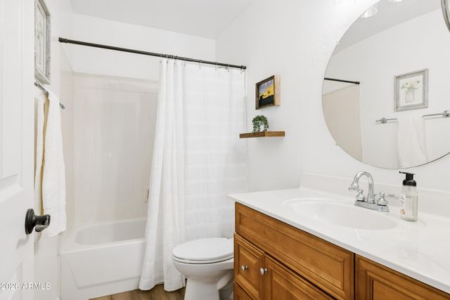 7054 S TAYLOR Drive, Tempe, AZ 85283