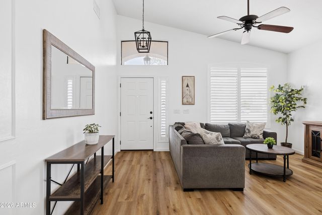 7054 S TAYLOR Drive, Tempe, AZ 85283