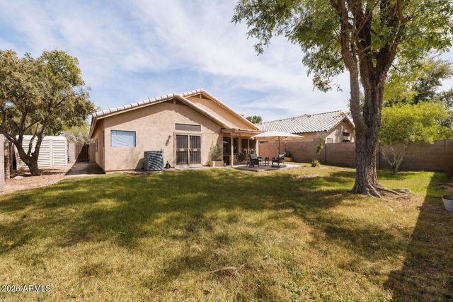 7054 S TAYLOR Drive, Tempe, AZ 85283