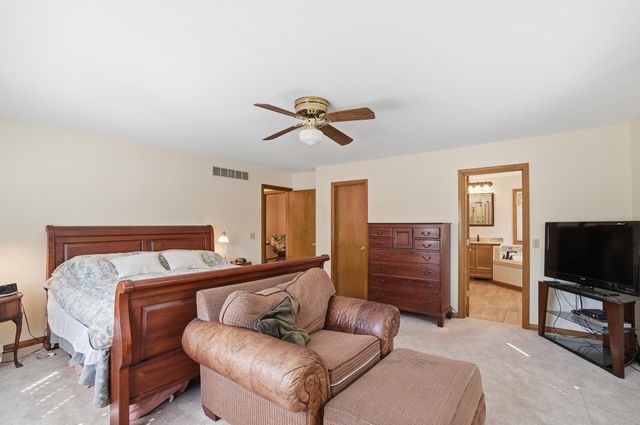 605 Kingfisher Drive, Westerville, OH 43082