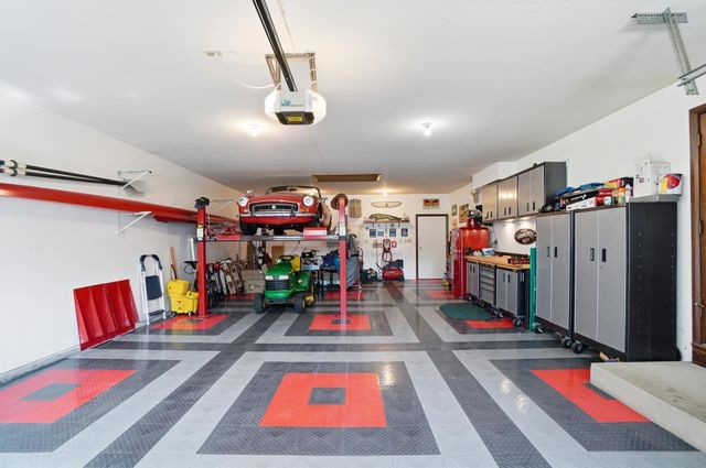 605 Kingfisher Drive, Westerville, OH 43082