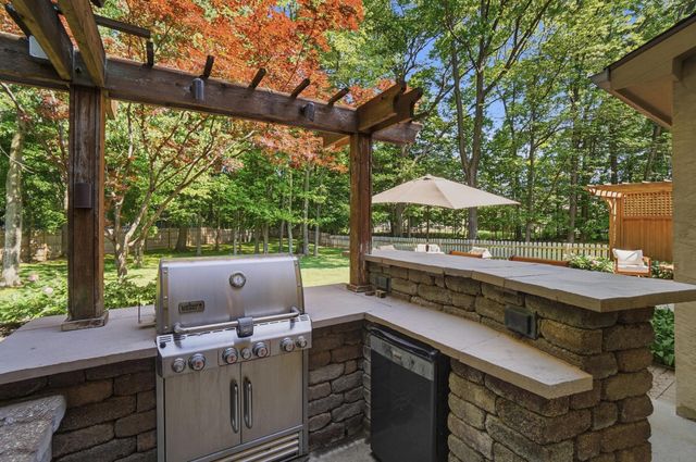 605 Kingfisher Drive, Westerville, OH 43082