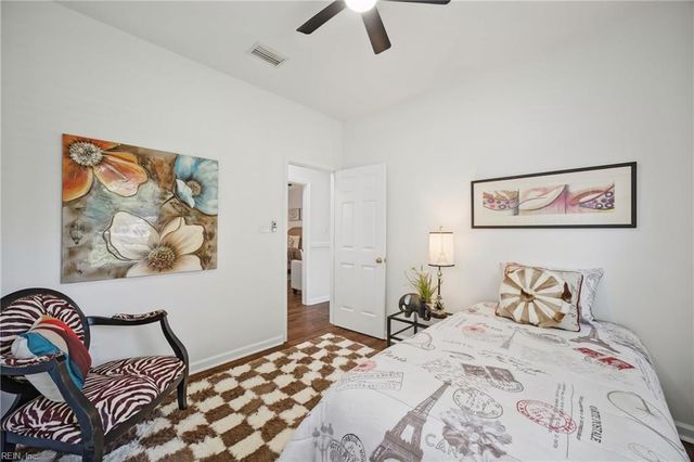 444 Fleming CIR, Chesapeake, VA 23323