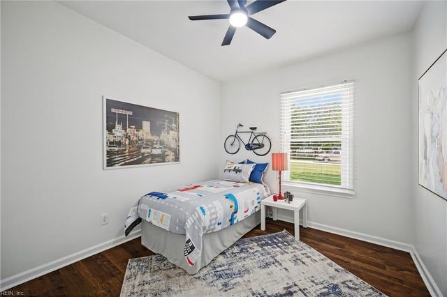 444 Fleming CIR, Chesapeake, VA 23323