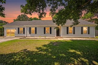 444 Fleming CIR, Chesapeake, VA 23323