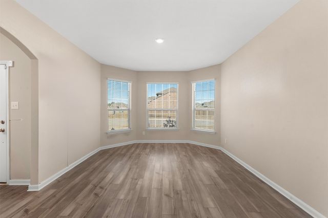 1013 Mcdonald Drive, Crowley, TX 76036