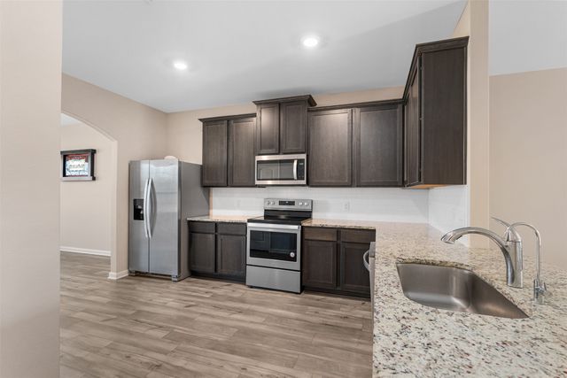 1013 Mcdonald Drive, Crowley, TX 76036