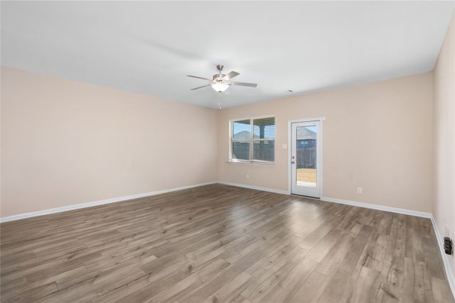 1013 Mcdonald Drive, Crowley, TX 76036