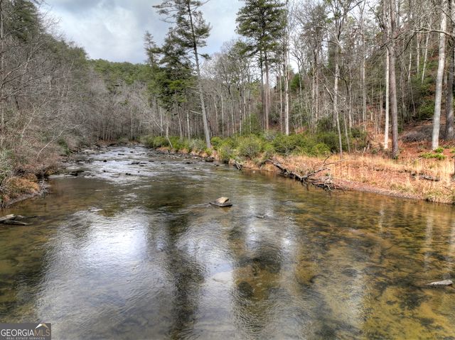 541 Hillsdale Drive, Ellijay, GA 30540