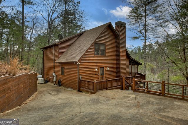 541 Hillsdale Drive, Ellijay, GA 30540
